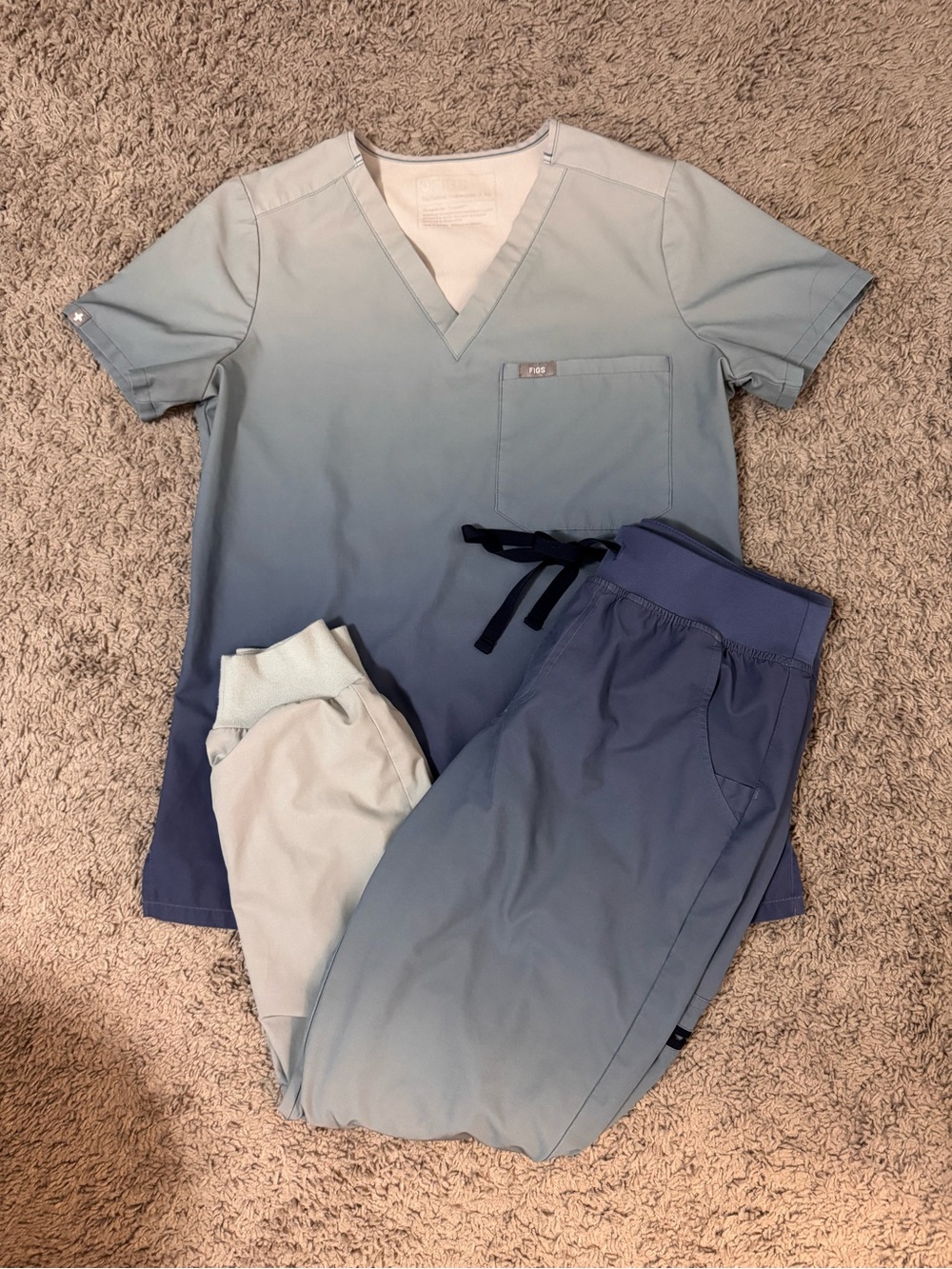 Figs women’s scrub set